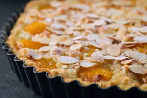 Clafoutis aux Mirabelles et Amandes