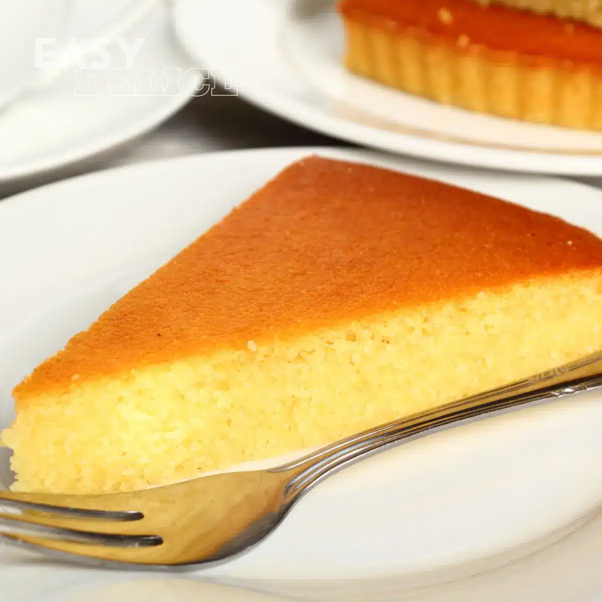 Gâteau de Semoule en 15 Minutes : Une Recette Gourmande et Rapide 2 recette gâteau de semoule