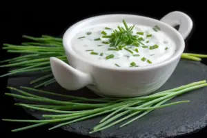 Sauces Légères pour Salades et Crudités : Le Guide Complet pour une Alimentation Saine et Savoureuse