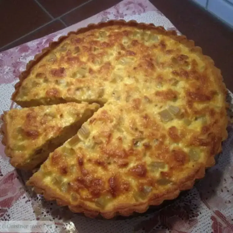 Tarte Alsacienne à la Rhubarbe : Recette Authentique et Irrésistible –